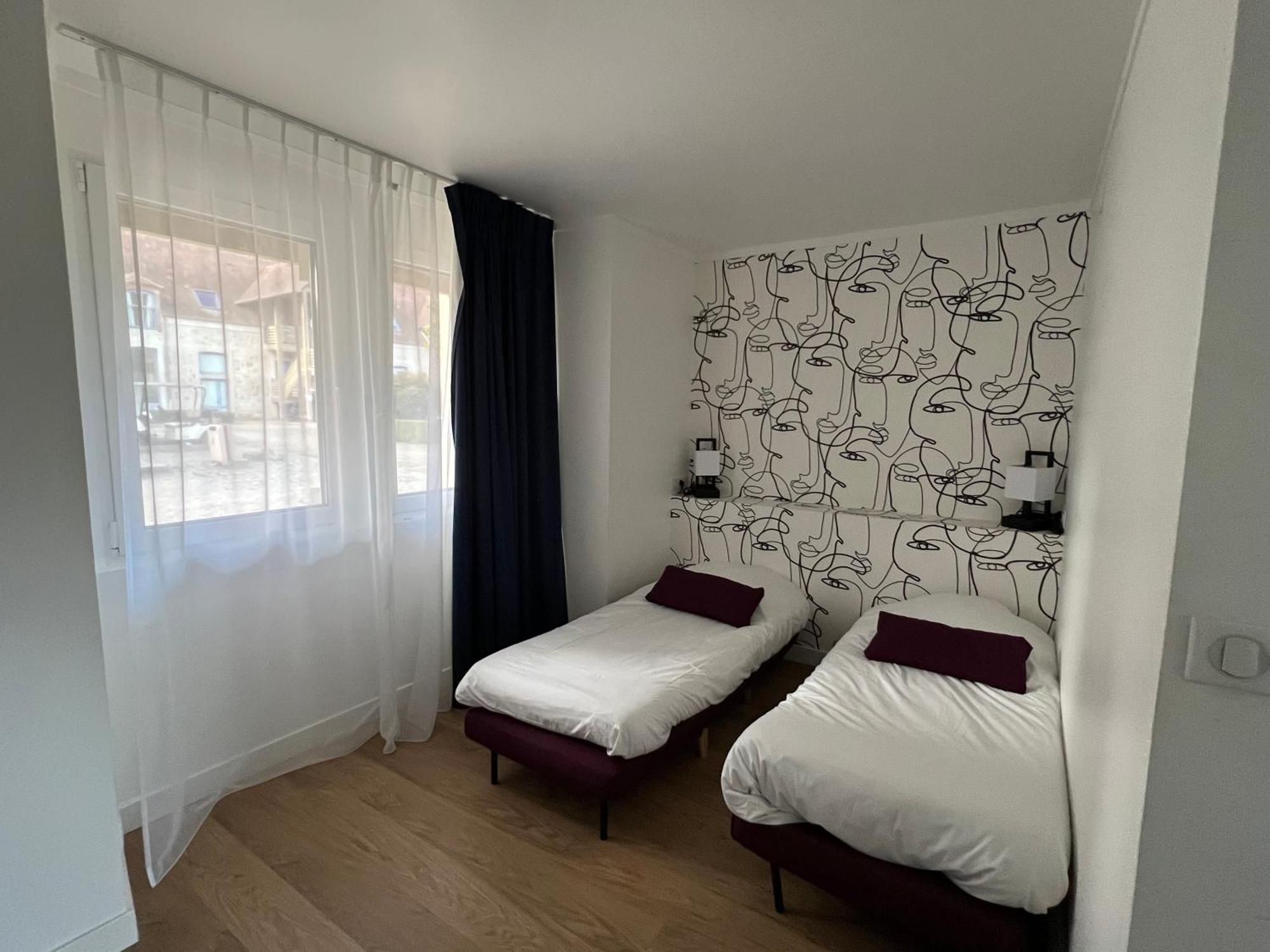 Hotel Abbaye Du Golf De Lesigny Kültér fotó